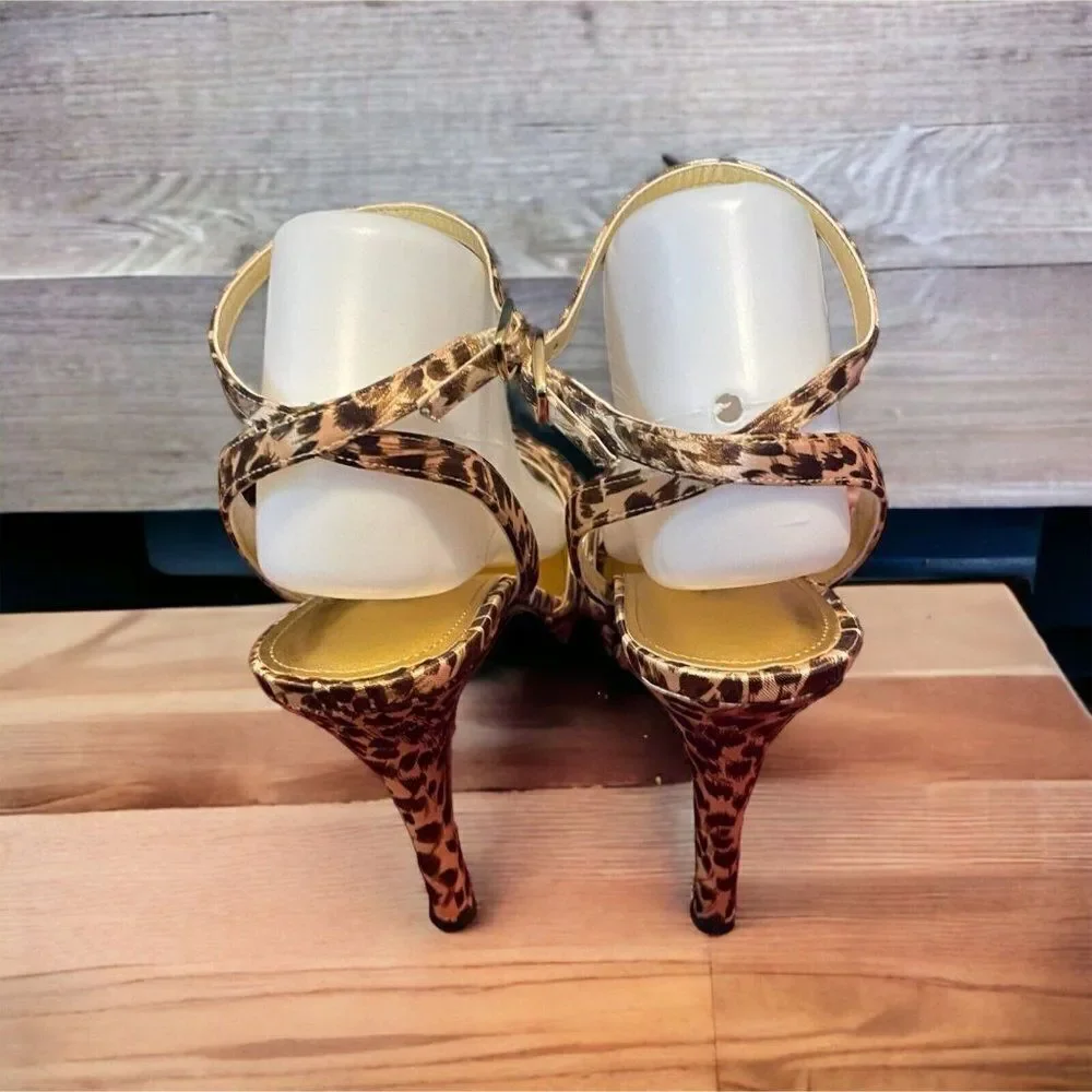 NIB Caparros Women's Makai Platform Sandal 7.5 Leopard print - Picture 7 of 10